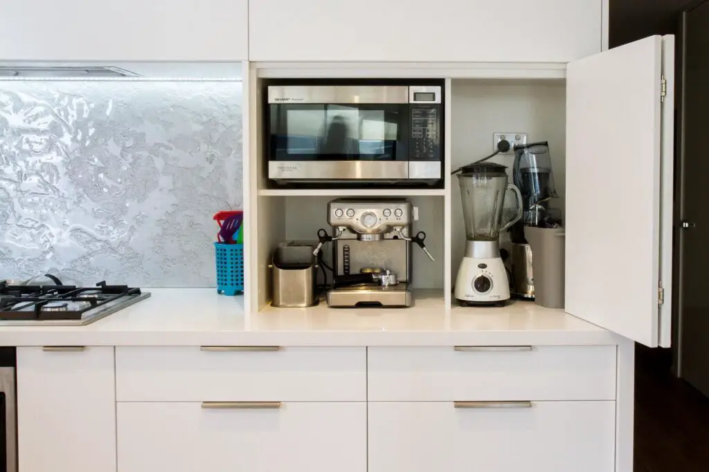 How To Arrange Appliances In Small Kitchen