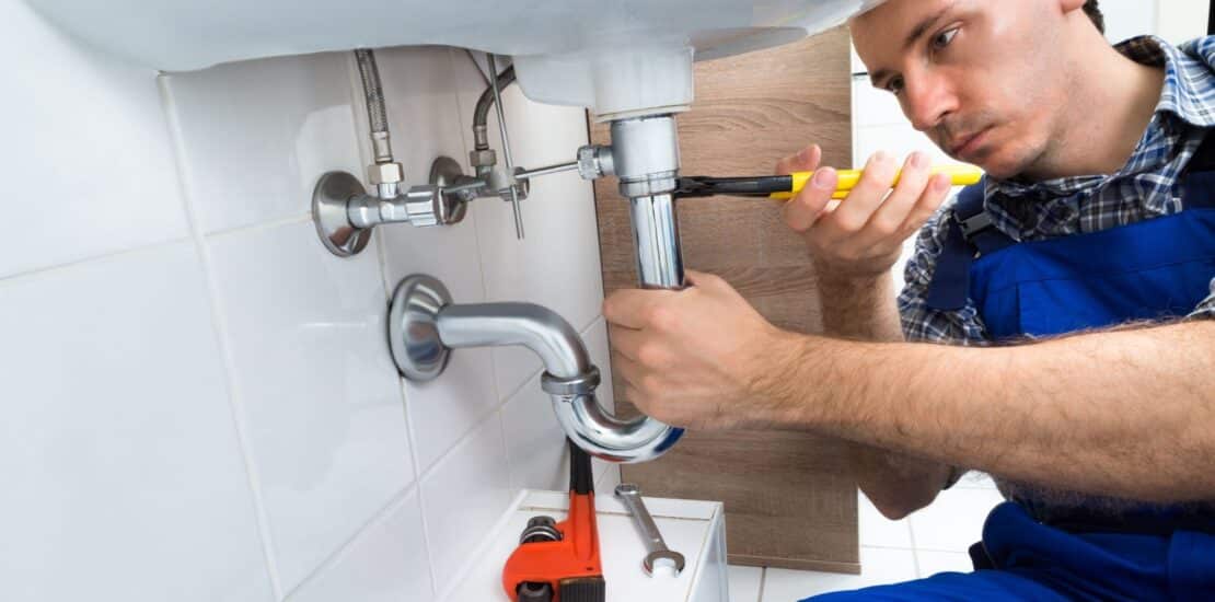 How To Clean Your Plumbing Pipes