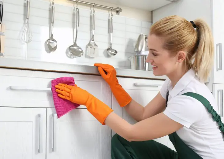 How To Remove Old Kitchen Cabinets