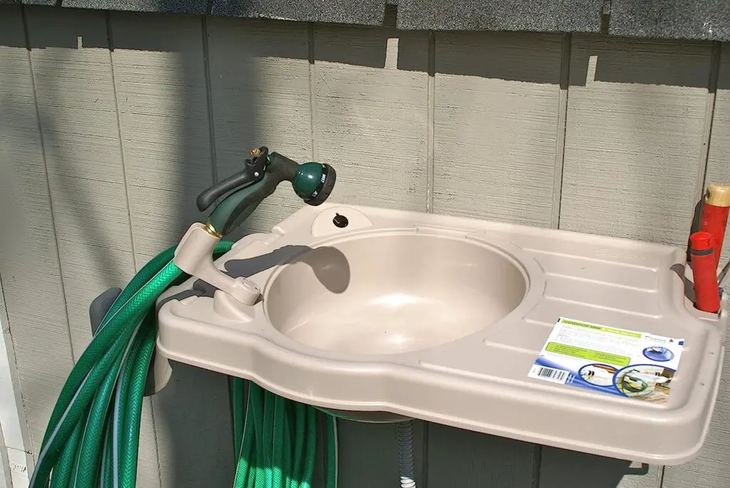 How To Hook Up Outdoor Sink Using Garden Hose