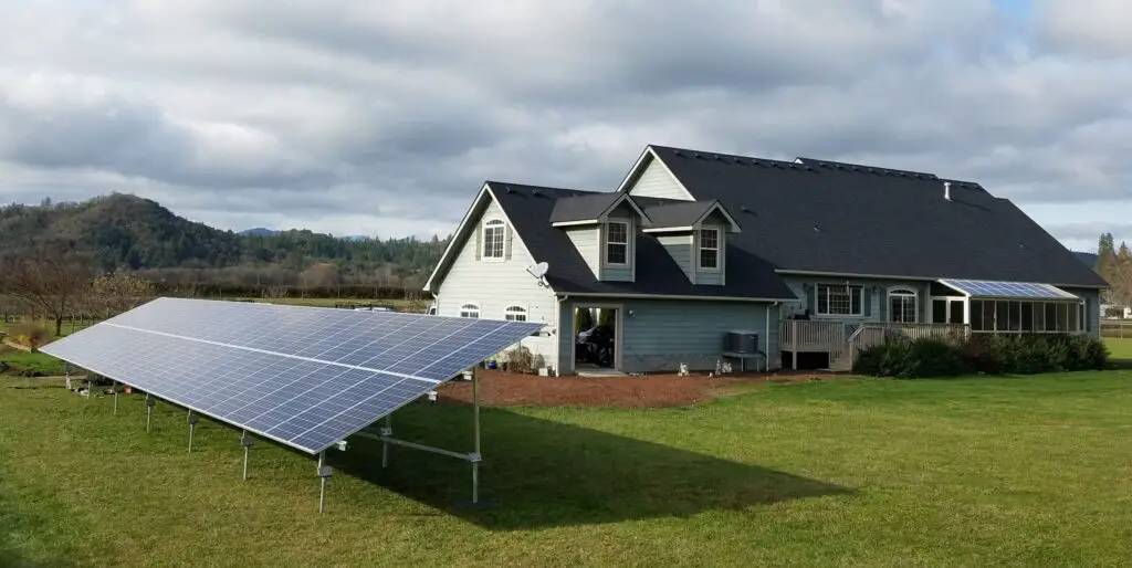 Do Solar Screens Make Your House Dark
