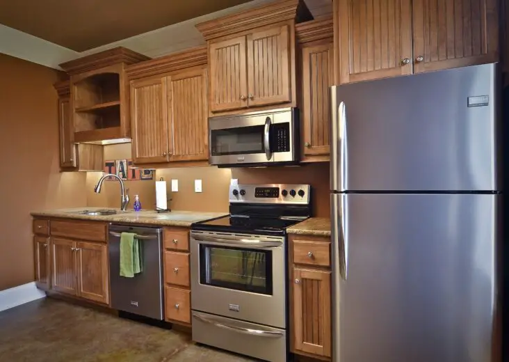 How To Stain A Kitchen Cabinet