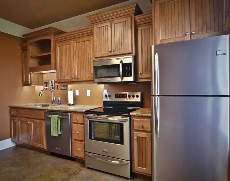 How To Stain A Kitchen Cabinet