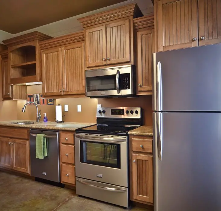 How To Stain A Kitchen Cabinet