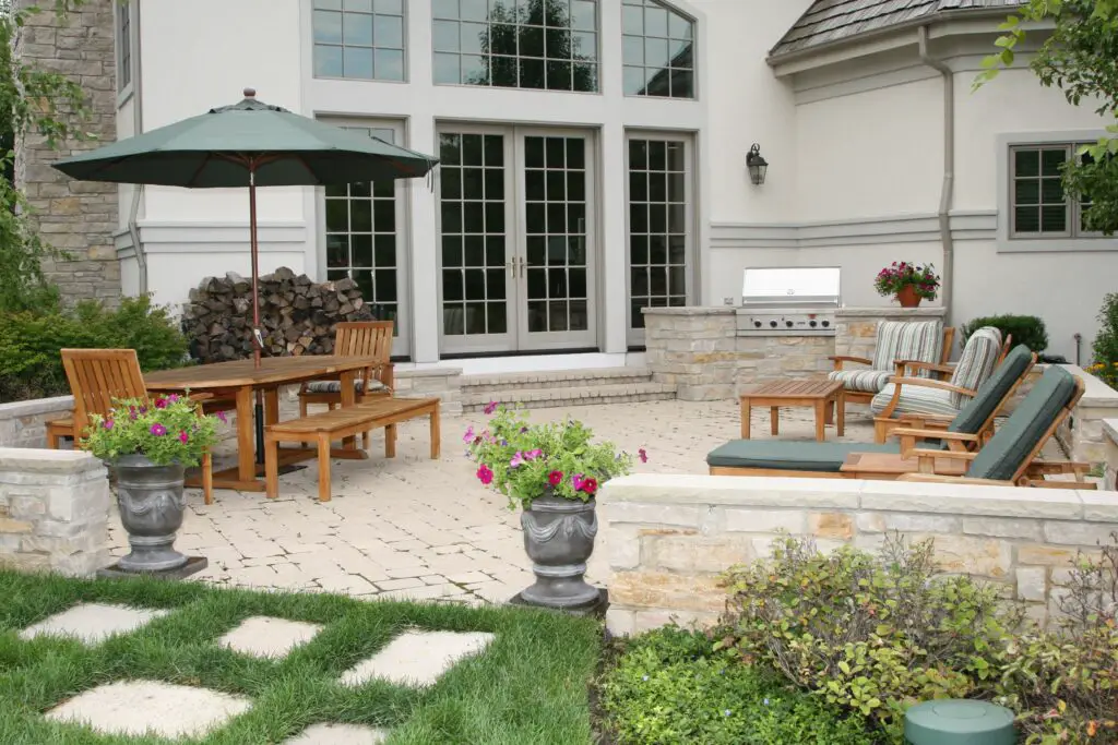 How To Keep Bugs Away From Patio