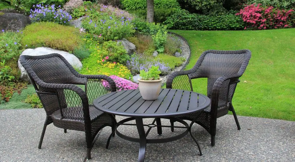 How To Clean Metal Patio Furniture