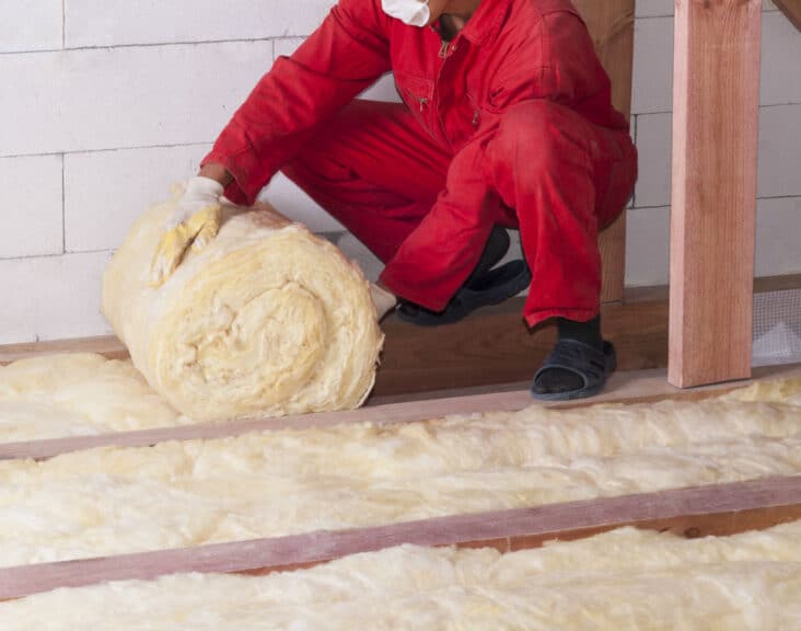 How To Install Rolled Insulation In Ceiling