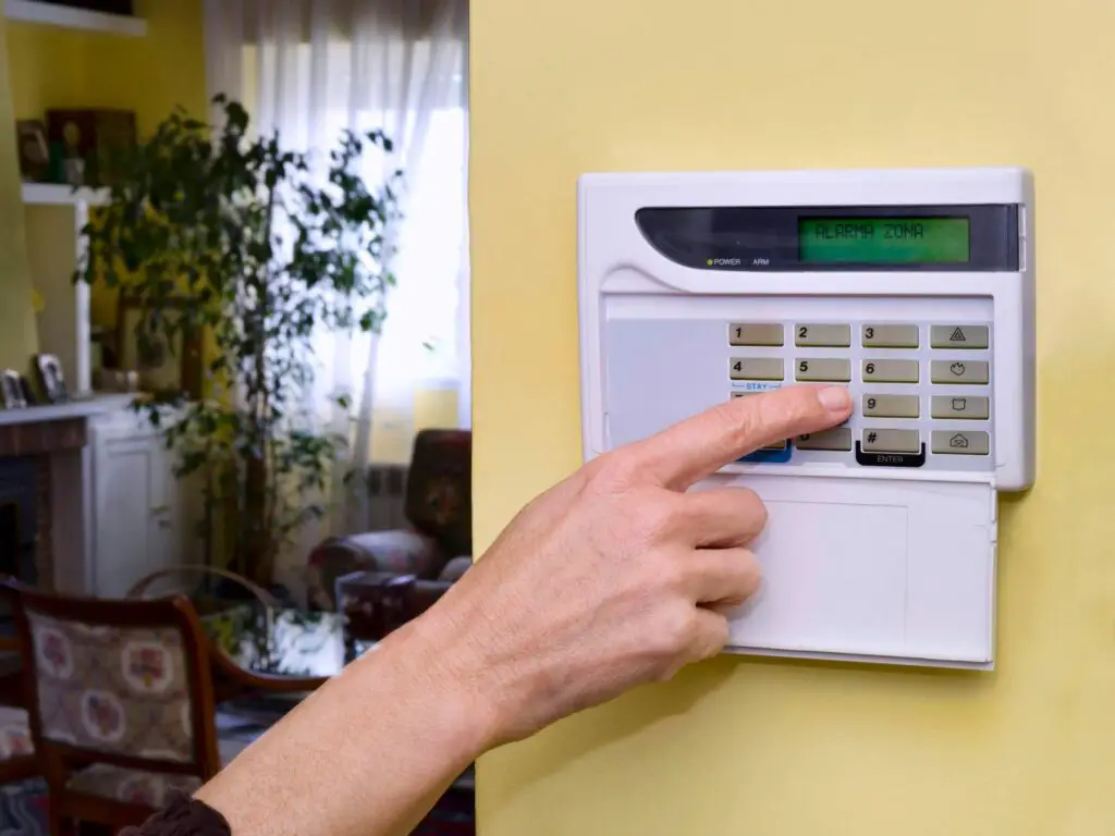 How Does A Home Security System Work 
