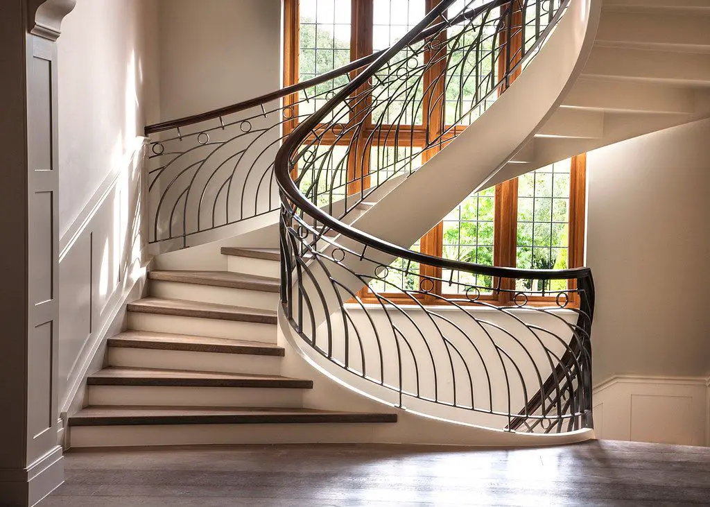 What Kind Of Paint To Use On Interior Metal Railings