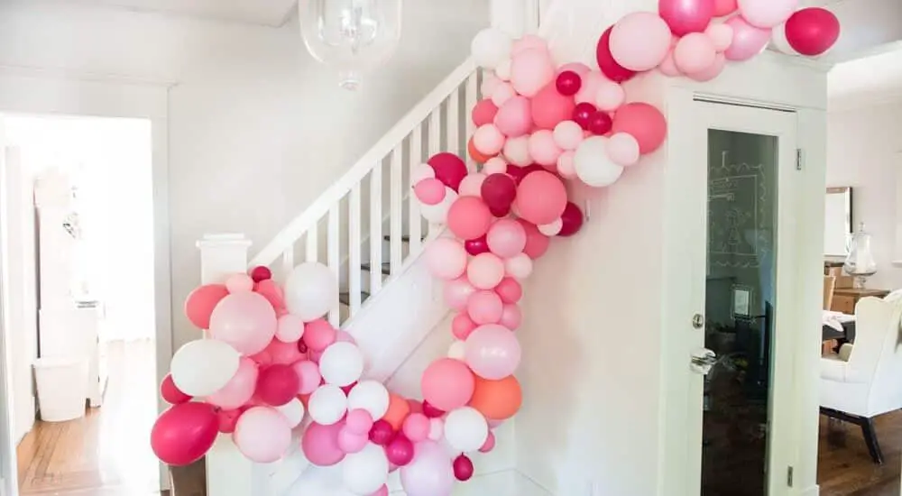 How To Attach Balloon Garland To Wall Without Command Hooks 