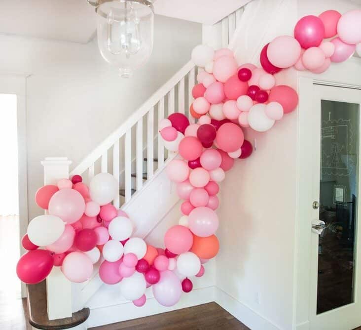 How To Attach Balloon Garland To Wall Without Command Hooks 