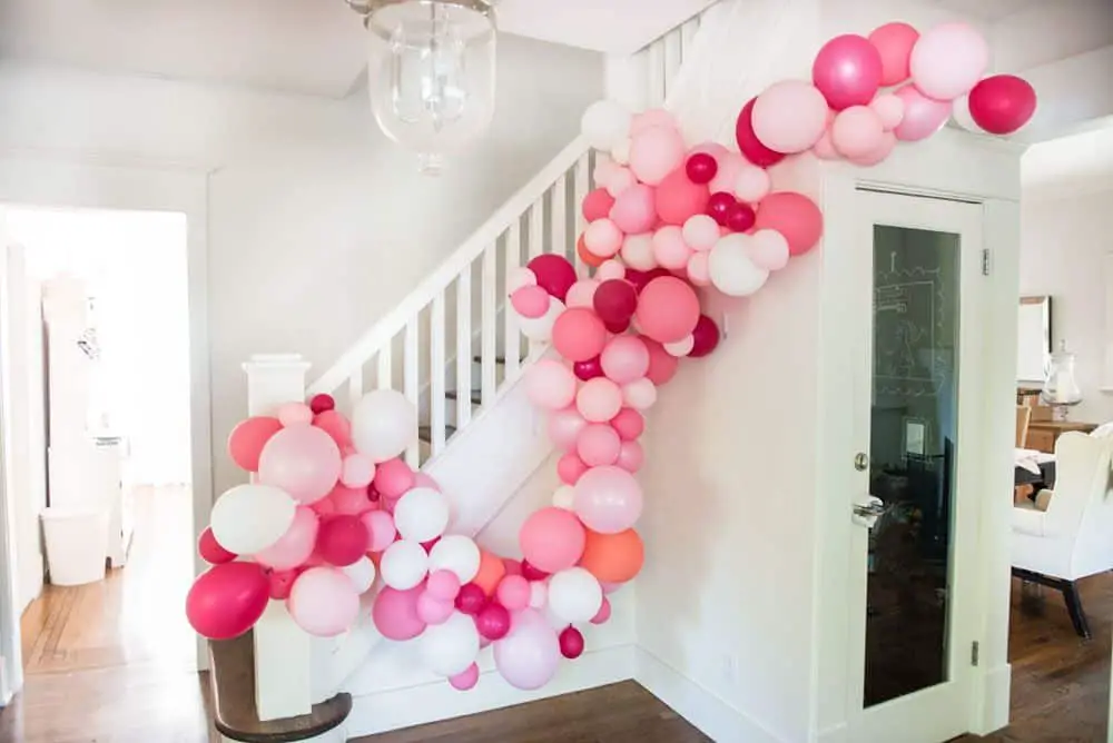 How To Attach Balloon Garland To Wall Without Command Hooks 