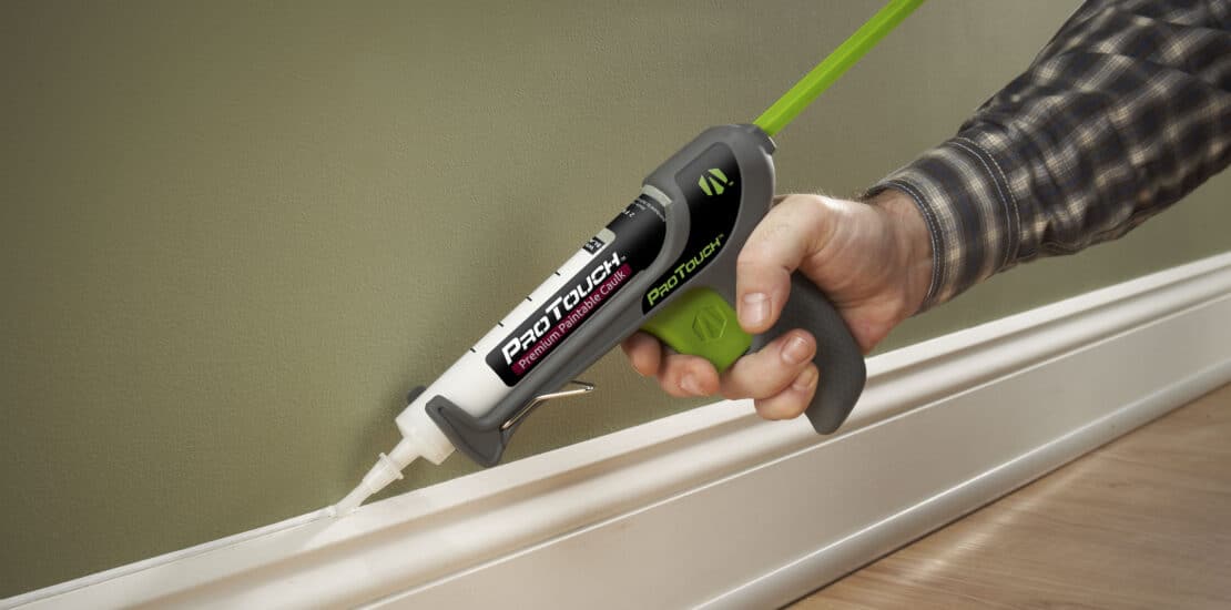 How To Apply Caulking To Baseboards