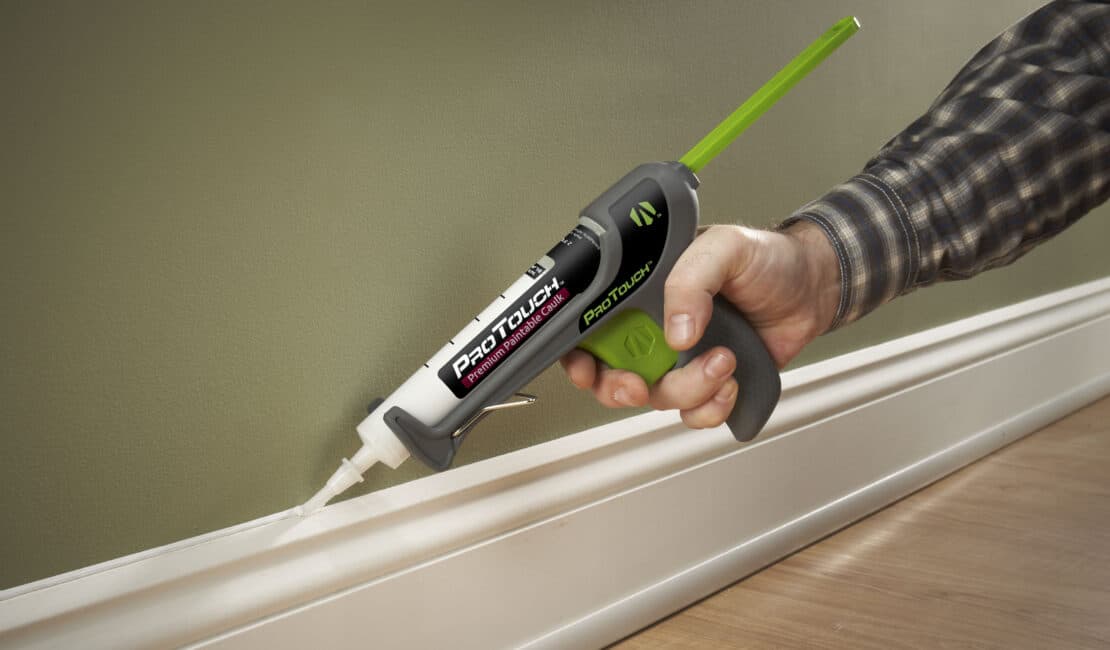 How To Apply Caulking To Baseboards