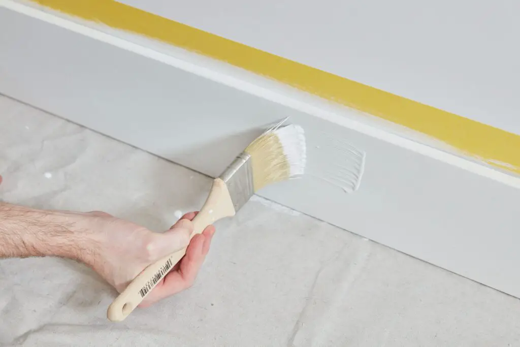 How To Repaint Trim And Baseboards