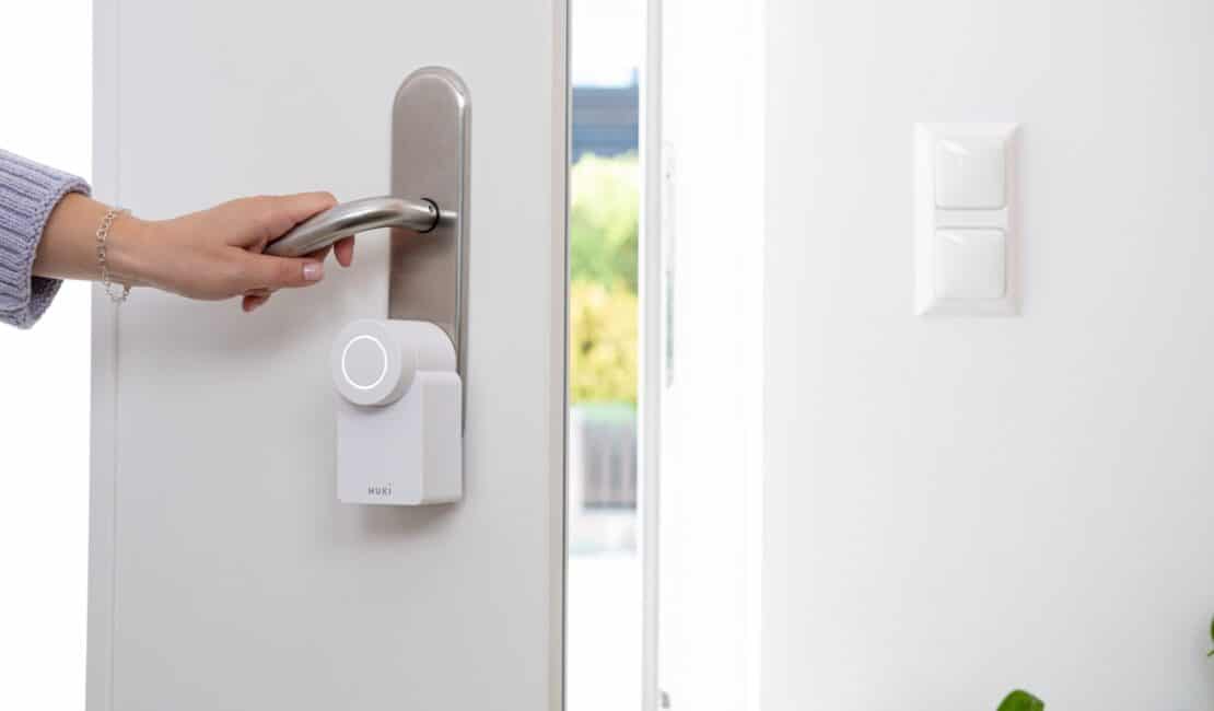 How To Use Airbnb Smart Lock