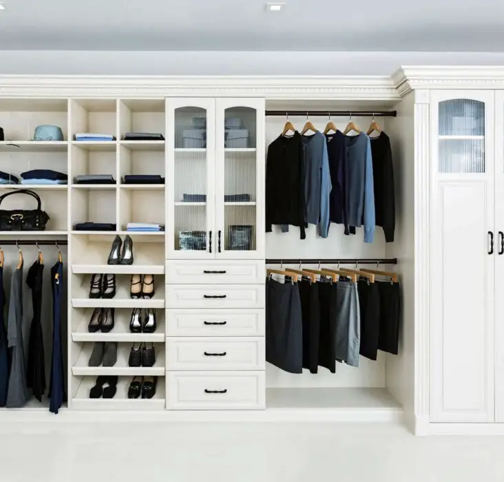 What's The Difference Between Closet And Wardrobe