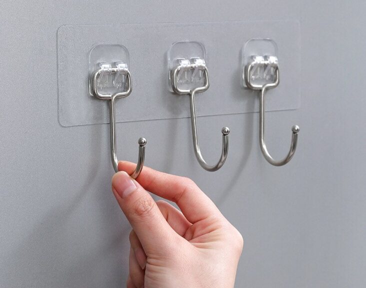 How To Take Command Hooks Off Wall 