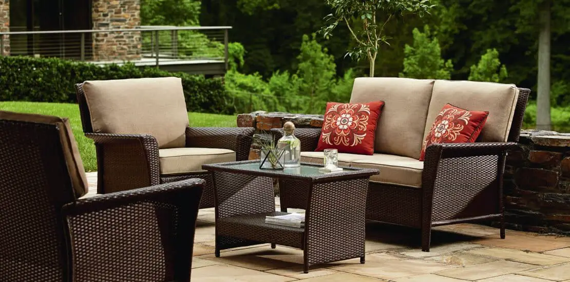 Who Makes Elliot Creek Patio Furniture