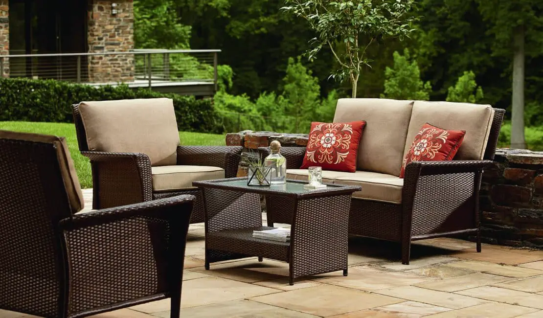 Who Makes Elliot Creek Patio Furniture