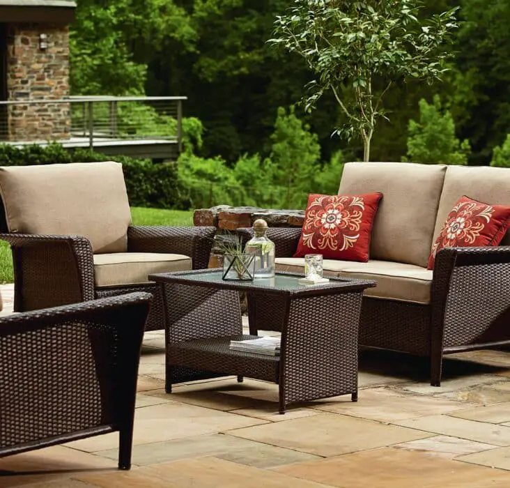 Who Makes Elliot Creek Patio Furniture