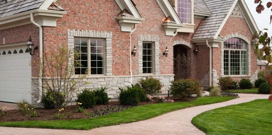 What Exterior Colors Go With Red Brick