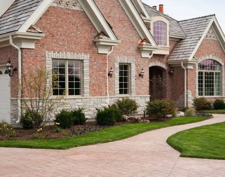 What Exterior Colors Go With Red Brick