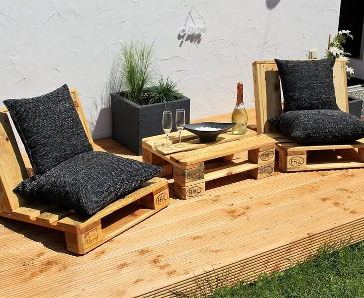 How To Make Patio Furniture Out Of Pallets