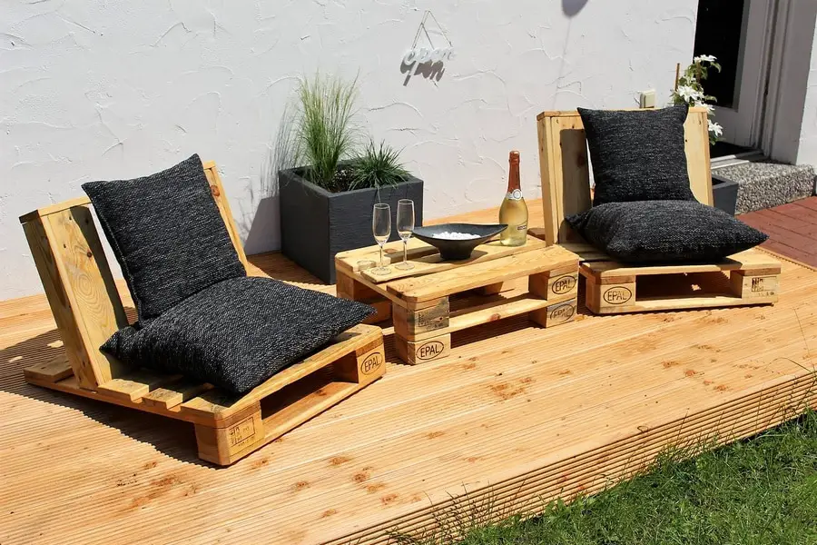 How To Make Patio Furniture Out Of Pallets