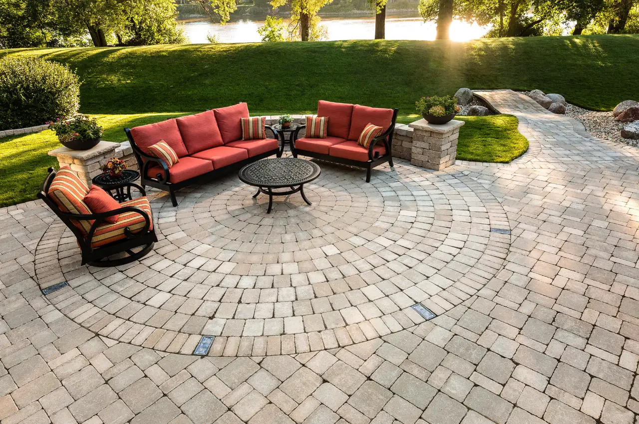 How Thick Are Patio Pavers