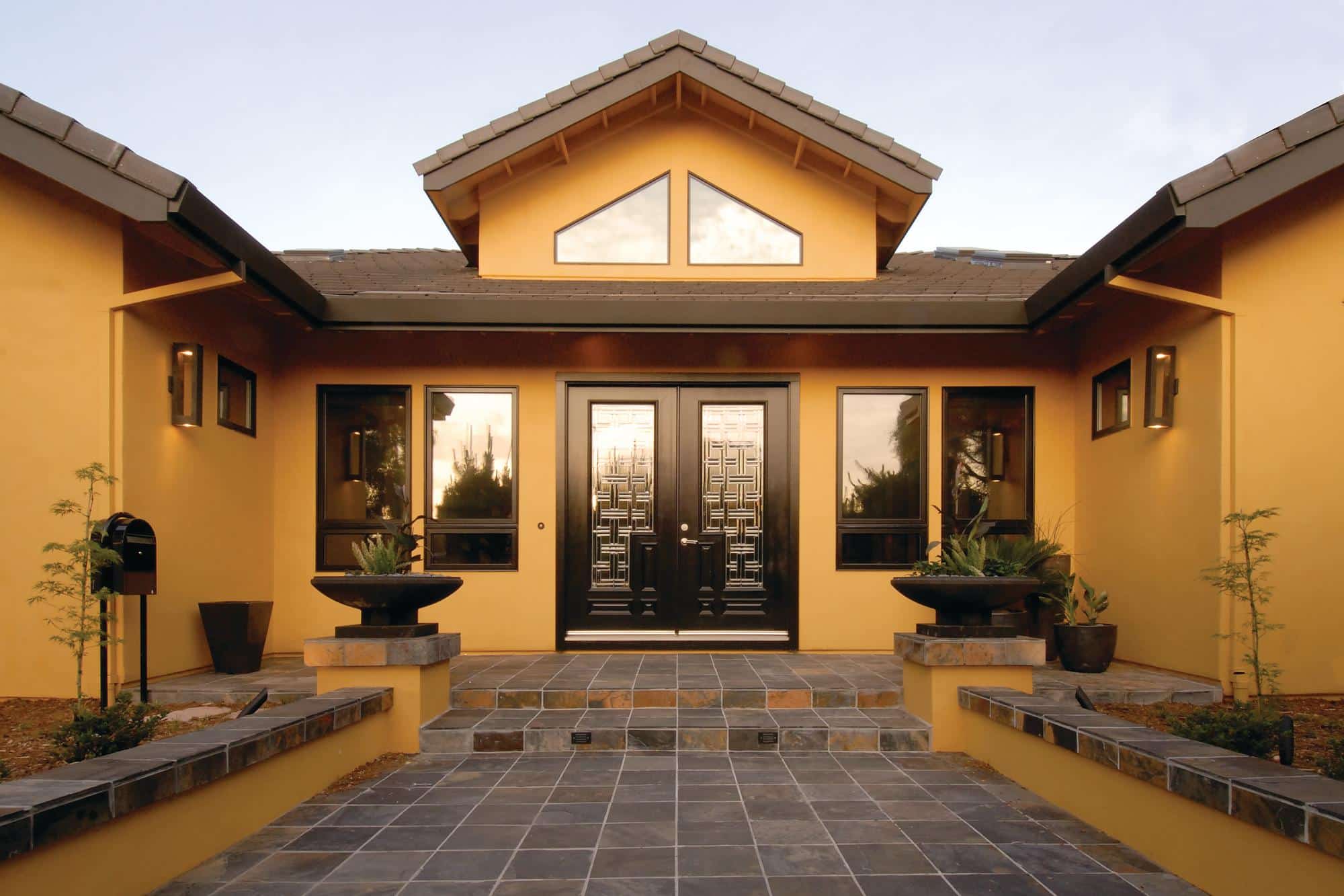 What Exterior Paint Color Fades The Least