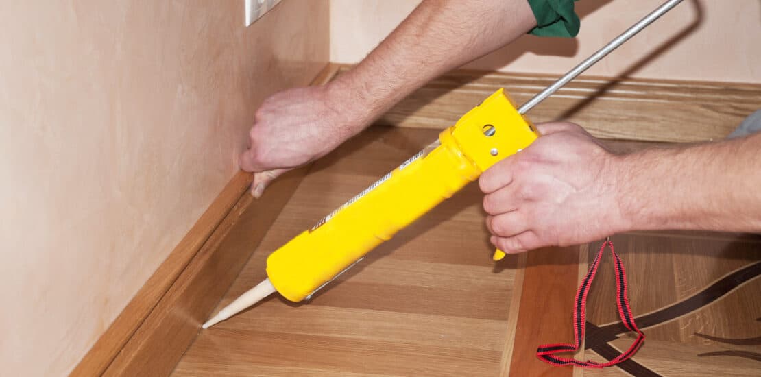 How To Caulk Baseboard