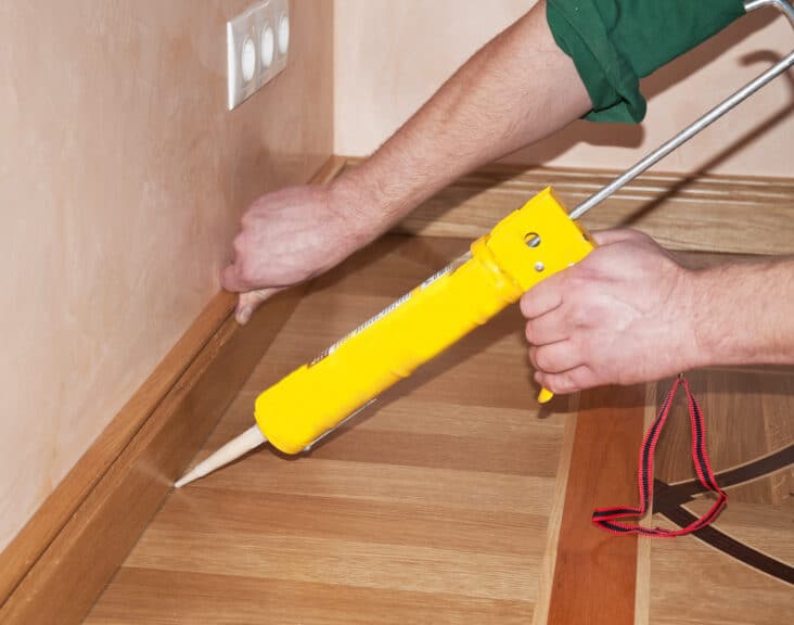 How To Caulk Baseboard