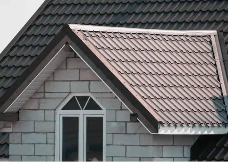 Do Metal Roofs Attract Lightning 