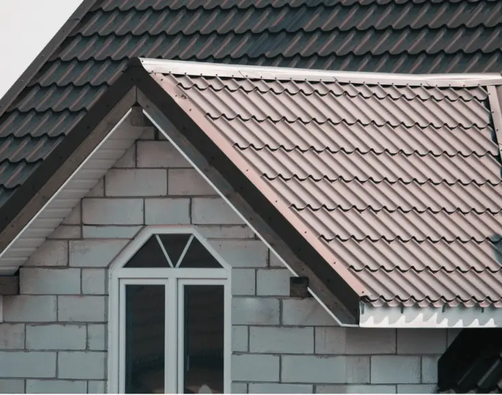 Do Metal Roofs Attract Lightning 