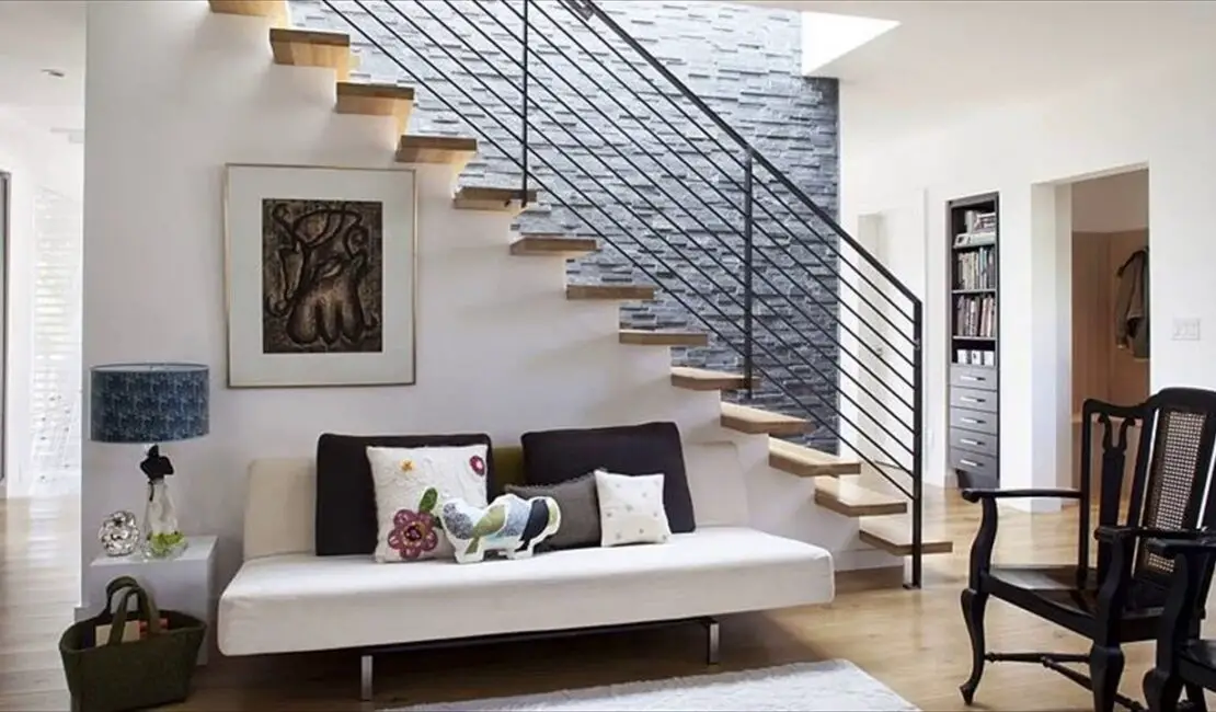 How To Build A Stairs Inside The House