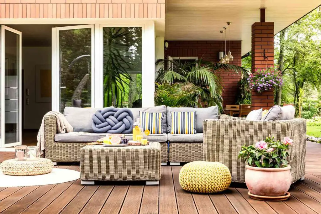 What Is The Best Month To Buy Patio Furniture